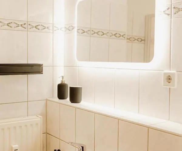 Design Stadtfeld-ost Mit Netflix & 2 Schlafzimmern マクデブルク