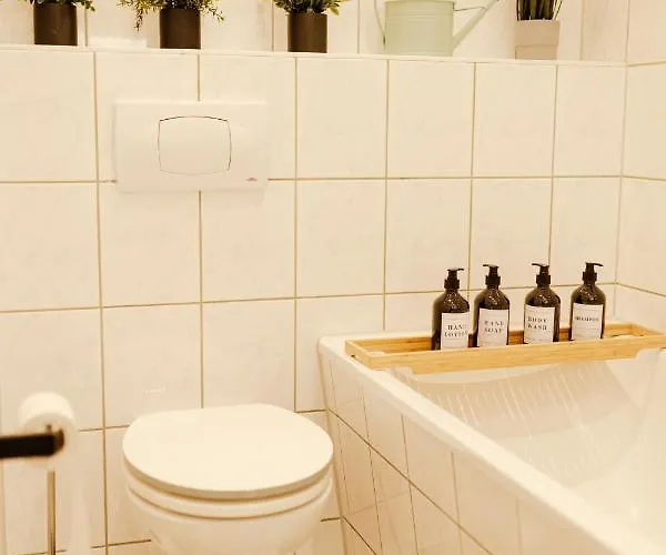 Design Stadtfeld-ost Mit Netflix & 2 Schlafzimmern マクデブルク